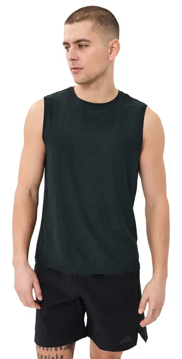 Featherweight Freeflo uscle Tank 2.0 Darkest Night
