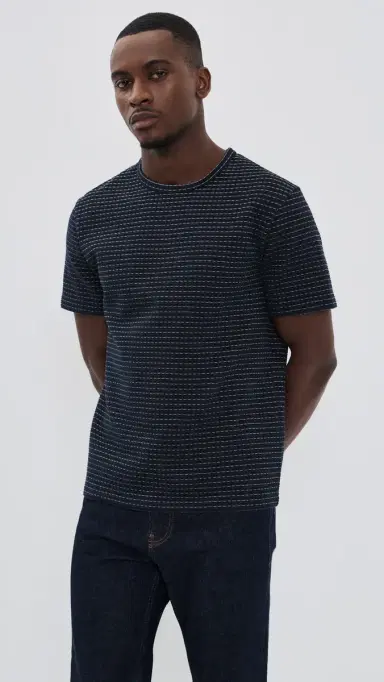 Frame Jacquard Stripe Tee Navy/Cream Stripe | Thumbnail 2 Frame Jacquard Stripe Tee Navy/Cream Stripe | Thumbnail 2