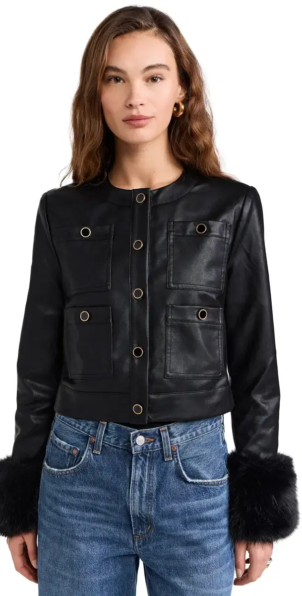 WAYF Boxy eather Jacket Black