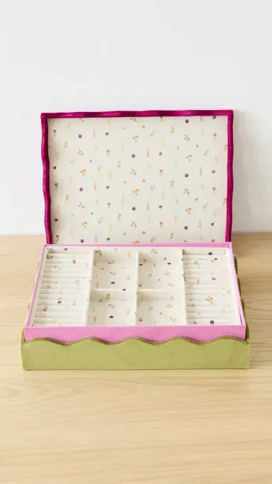 Ariel Gordon Jewelry Scalloped Floret Jewelry Box | Thumbnail 3 Ariel Gordon Jewelry Scalloped Floret Jewelry Box | Thumbnail 3