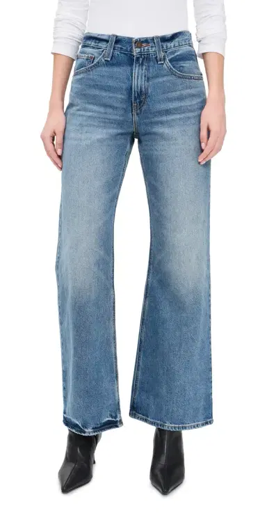 Levi's Loose Bootcut Jeans | Thumbnail 1