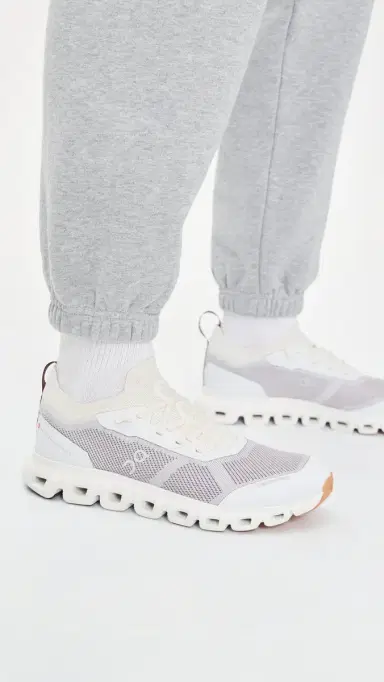 ON Cloud 6 Versa Sneakers Ice/Maroon | Thumbnail 3 ON Cloud 6 Versa Sneakers Ice/Maroon | Thumbnail 3