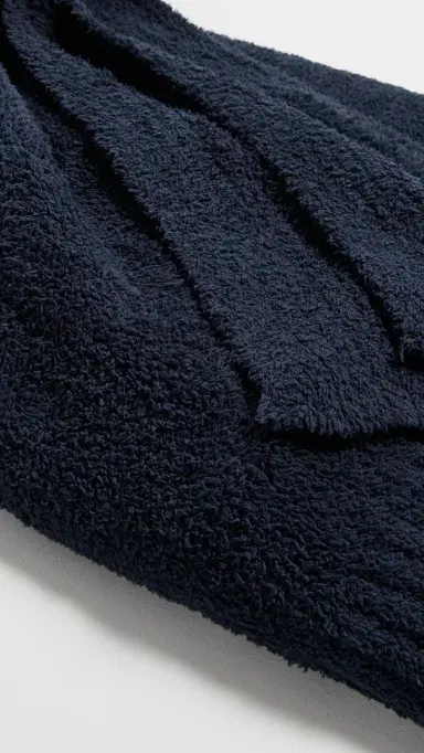 Barefoot Dreams CozyChic Throw Indigo One Size | Thumbnail 4