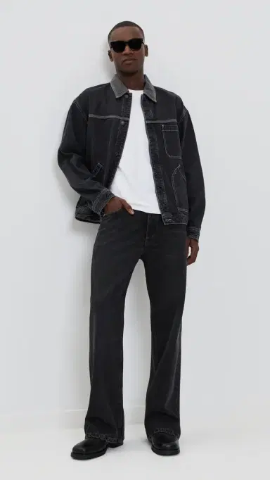 Jeanerica Appia Loose Slightly Bootcut Jeans Gesso Black | Thumbnail 5