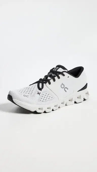 On Cloud X 4 Sneakers /Black | Thumbnail 2