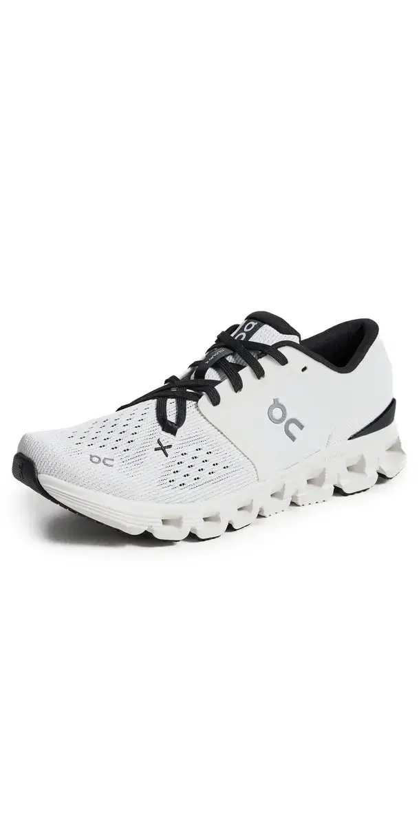 Cloud X 4 Sneakers /Black