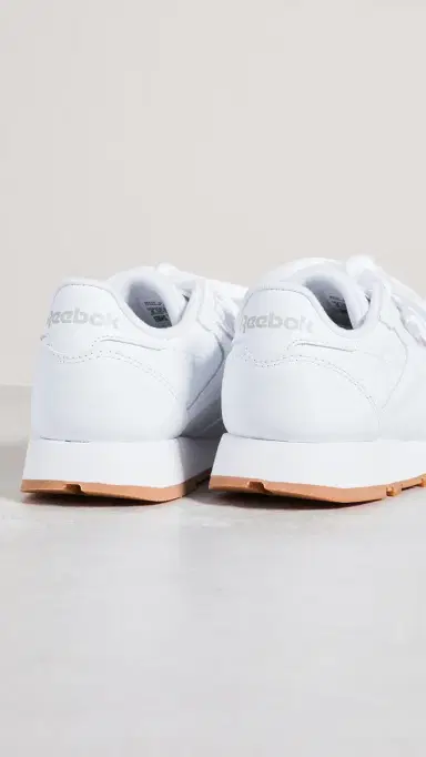 REEBOK Classic Leather Refresh Sneakers Ftwr White/Grey 3/Rubber Gum 7 | Thumbnail 4