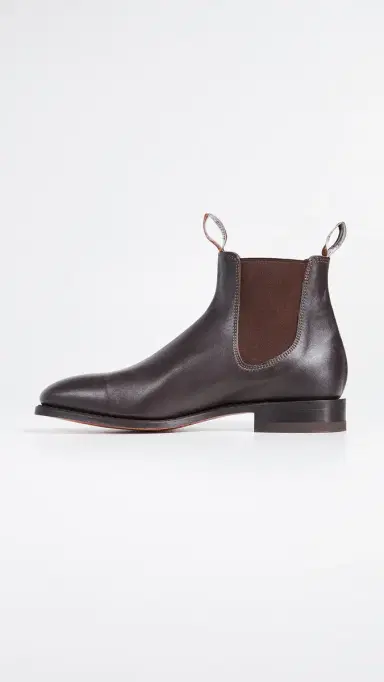 R.M. Williams R. M. Williams Classic Leather Chelsea Boots | Thumbnail 3 R.M. Williams R. M. Williams Classic Leather Chelsea Boots | Thumbnail 3