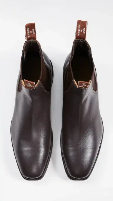 R.M. Williams R. M. Williams Classic Leather Chelsea Boots | Thumbnail 4 R.M. Williams R. M. Williams Classic Leather Chelsea Boots | Thumbnail 4