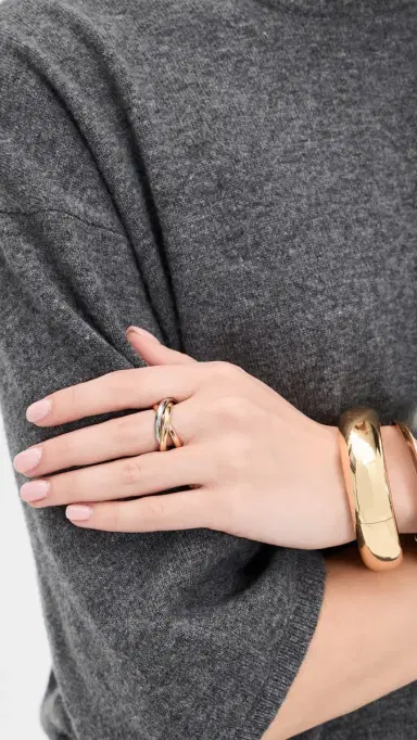 Shashi Vera Ring | Thumbnail 3