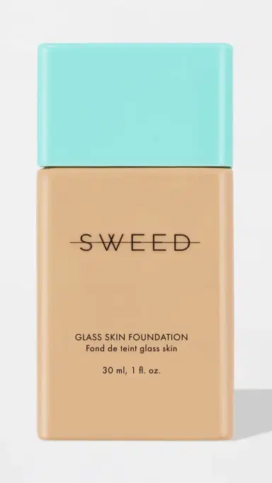 SWEED Glass Skin Foundation 11 - Tan with Warm Red Undertones 30ml | Thumbnail 3 SWEED Glass Skin Foundation 11 - Tan with Warm Red Undertones 30ml | Thumbnail 3