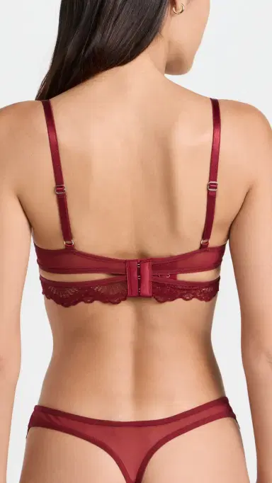 Thistle and Spire Kane Cutout Thong Ruby L | Thumbnail 3