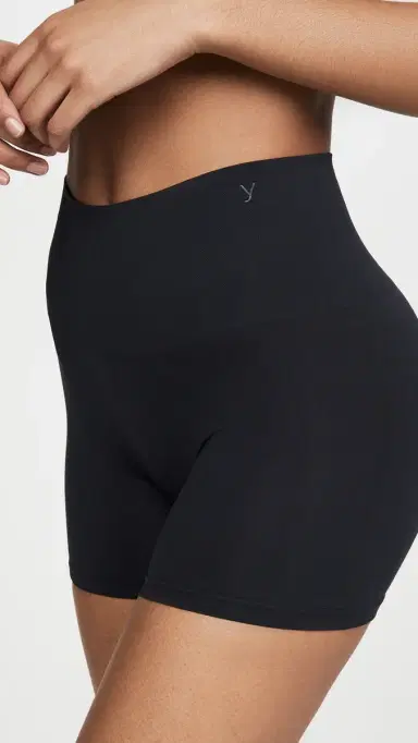 Yummie Seamlessly Shaped Ultralight Nylon Shorts | Thumbnail 4 Yummie Seamlessly Shaped Ultralight Nylon Shorts | Thumbnail 4
