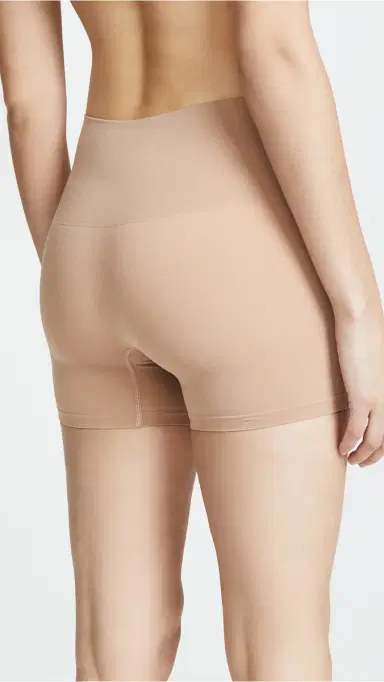 Yummie Seamlessly Shaped Ultralight Nylon Shorts Almond M/L | Thumbnail 3