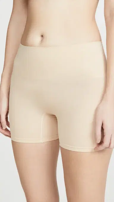 Yummie Seamlessly Shaped Ultralight Nylon Shorts Frappe S/M | Thumbnail 2