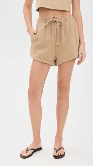 vitamin A Dawn Classic Shorts Latte L | Thumbnail 2