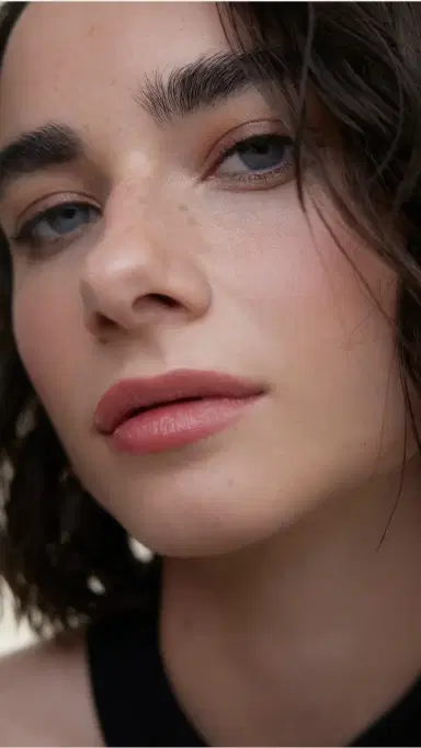 Wonderblush La Laque Tinted Lip Oil | Thumbnail 5 Wonderblush La Laque Tinted Lip Oil | Thumbnail 5