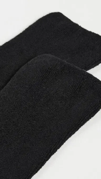 ÉTERNE Lounge Socks | Thumbnail 3