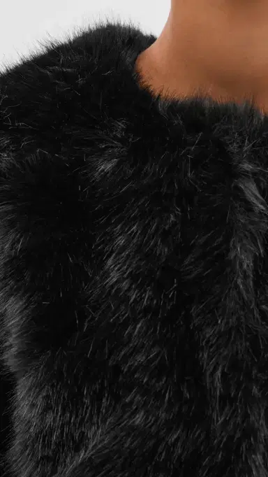 BLANKNYC Cash Flow Faux Fur Jacket Black M | Thumbnail 6 BLANKNYC Cash Flow Faux Fur Jacket Black M | Thumbnail 6