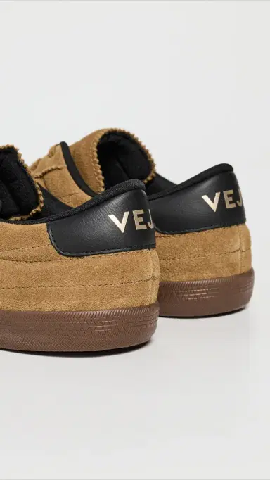 Veja Panenka Sneakers | Thumbnail 3