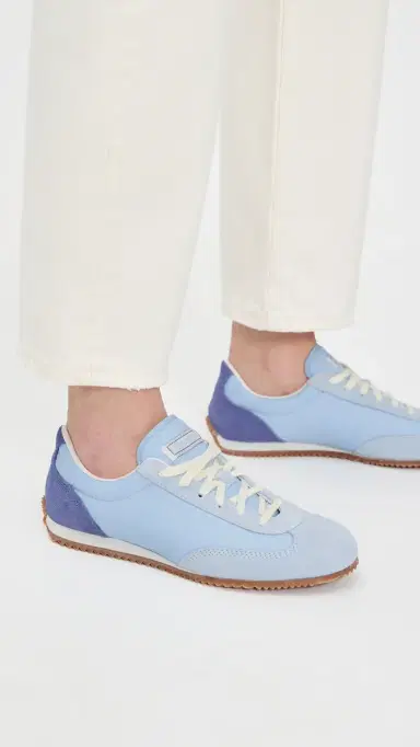Converse Jogger Sneakers Clear Skies/Indigo Storm M 4.5/ W 6 | Thumbnail 3 Converse Jogger Sneakers Clear Skies/Indigo Storm M 4.5/ W 6 | Thumbnail 3