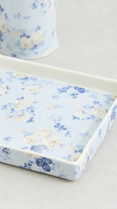 LoveShackFancy Evaline Porcelain Freagrance Tray | Thumbnail 3