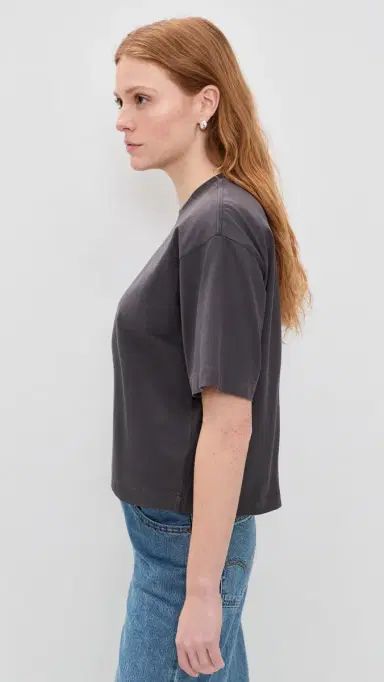 Madewell The Boxy Crop Tee In Allday Jersey Black Coal | Thumbnail 4 Madewell The Boxy Crop Tee In Allday Jersey Black Coal | Thumbnail 4
