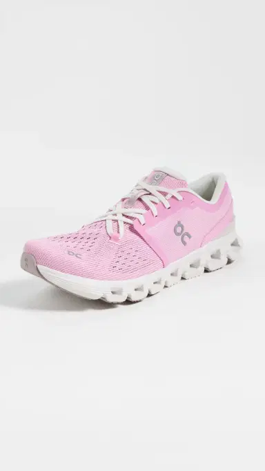 On Cloud X 4 Sneakers Petal/Sand | Thumbnail 2