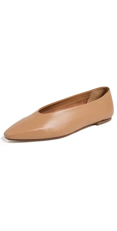 AEYDE Betty Nappa Leather Hazelnut Flats Hazelnut | Thumbnail 1