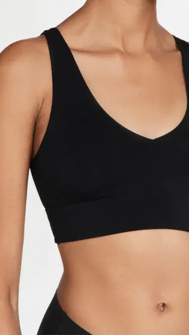 Commando Butter Comfy Bralette Black M | Thumbnail 2 Commando Butter Comfy Bralette Black M | Thumbnail 2