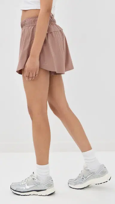 Beyond Yoga olemate Running horts Rosy Taupe | Thumbnail 4 Beyond Yoga olemate Running horts Rosy Taupe | Thumbnail 4
