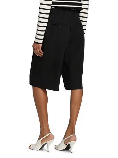 TOTEME Women's Wide Fluid Shorts - Black - Size 6 | Thumbnail 5