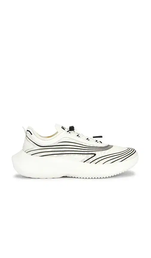 APL: Athletic Propulsion Labs Veil Sneaker