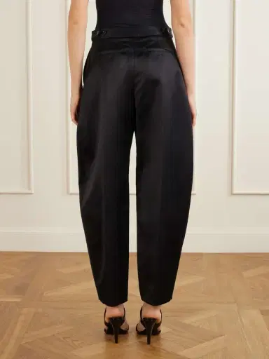 Alaïa Pleated Cotton-blend Tapered Pants | Thumbnail 4