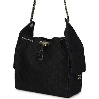 Chanel Chanel Medium 25 Hobo Bag Dark Denim Light Gold Hardware | Thumbnail 5 Chanel Chanel Medium 25 Hobo Bag Dark Denim Light Gold Hardware | Thumbnail 5