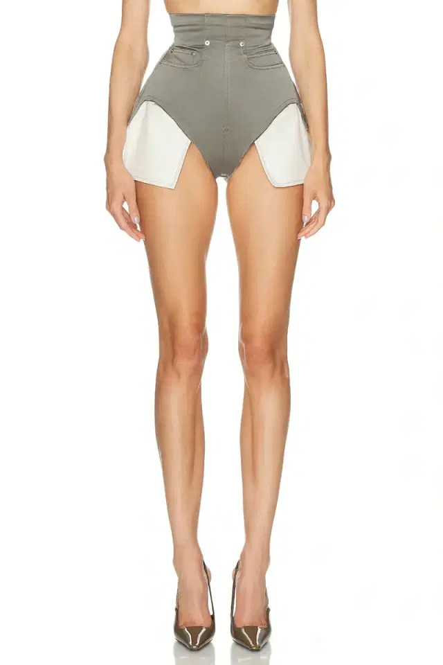 Dirt Cutoff Short