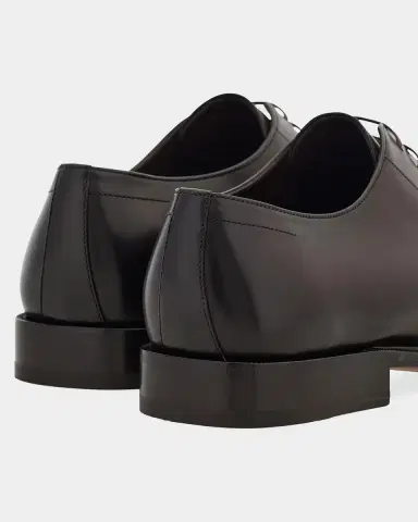 Ferragamo Men's Brogue Leather Derby Shoes | Thumbnail 2