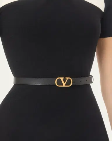 Valentino Garavani VLogo Signature Reversible Calfskin Belt, 20mm | Thumbnail 6 Valentino Garavani VLogo Signature Reversible Calfskin Belt, 20mm | Thumbnail 6