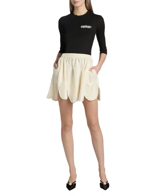 Scalloped Petal Hem Mini Skirt
