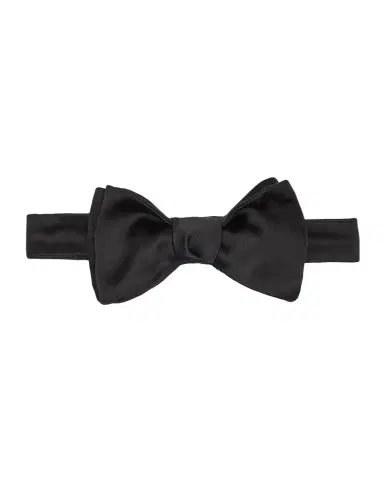 Kiton Men 's Solid Silk Bow Tie | Thumbnail 1