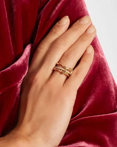 Spinelli Kilcollin 18K Yellow Gold Sonny 3 Link Ring, Size 8 | Thumbnail 10