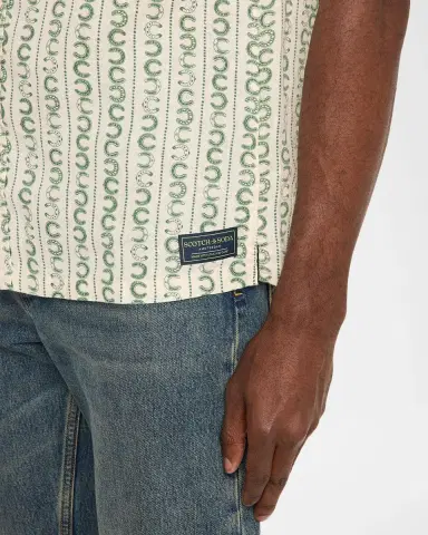 Scotch & Soda Men's Horseshoe Stripe Linen Short-Sleeve Shirt | Thumbnail 5 Scotch & Soda Men's Horseshoe Stripe Linen Short-Sleeve Shirt | Thumbnail 5