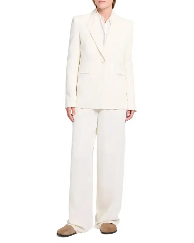 Her Fit Blazer in Coated Viscose Linen