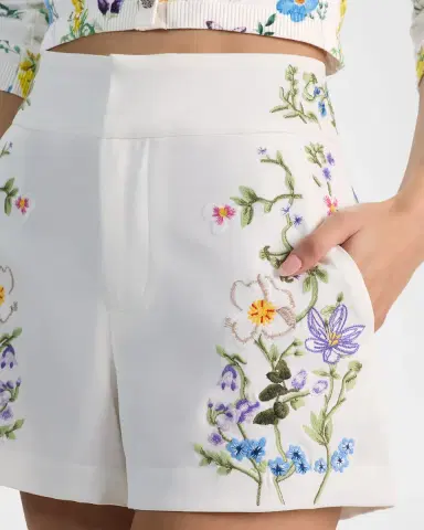 ALICE + OLIVIA Cady High-Rise Embroidered Shorts | Thumbnail 4