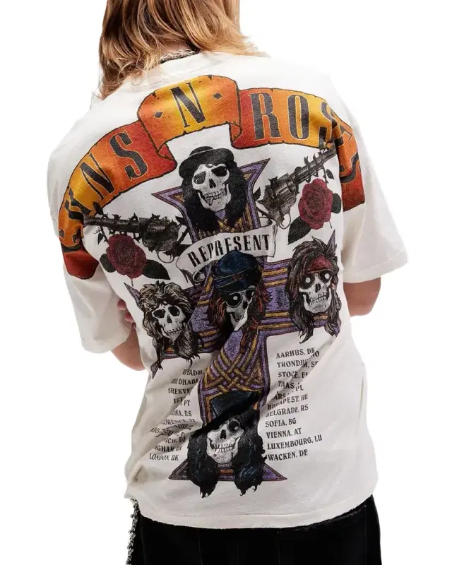 x Guns N ' Roses Exclusive Tour Graphic T-Shirt
