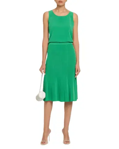 Misook Scoop-Neck Crepe De Chine Tank | Thumbnail 1 Misook Scoop-Neck Crepe De Chine Tank | Thumbnail 1