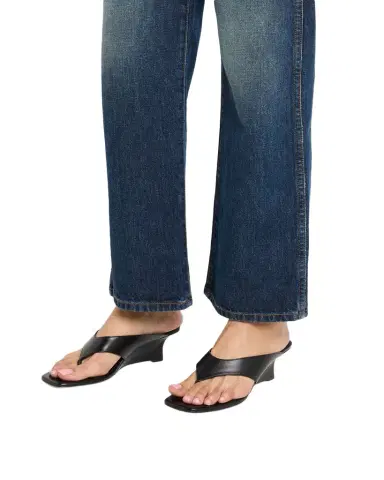 Stuart Weitzman 50mm Vinnie Leather Thong Sandals | Thumbnail 1