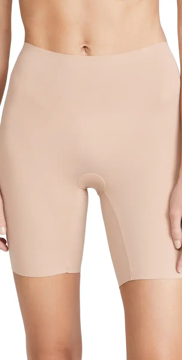 Fit-To-You Mid-Thigh Short Naked 2.0 One Size