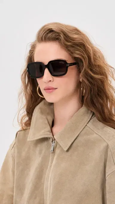Tom Ford Lana Sunglasses | Thumbnail 3