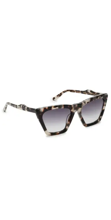 illesteva Lisbon Sunglasses | Thumbnail 1 illesteva Lisbon Sunglasses | Thumbnail 1
